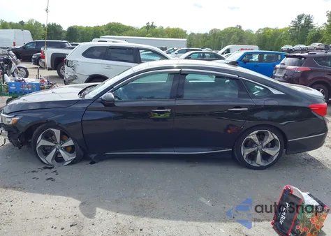 2018 Honda Accord Touring from USA, damaged, VIN 1HGCV1F90JA107010